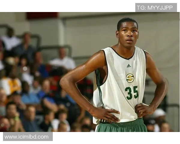 张强专访:从青涩少年到篮球巨星的成长之路回顾与展望 张强专访:从青涩少年到篮球巨星的成长之路回顾与展望