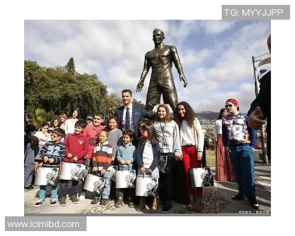 足球明星们的踢球起步年龄揭秘从小球场到世界舞台的成长之路 足球明星们的踢球起步年龄揭秘从小球场到世界舞台的成长之路